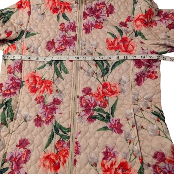 Lands End Women’s Quilted Floral PrimaLoft Jacket Size Medium - Picture 8 of 10